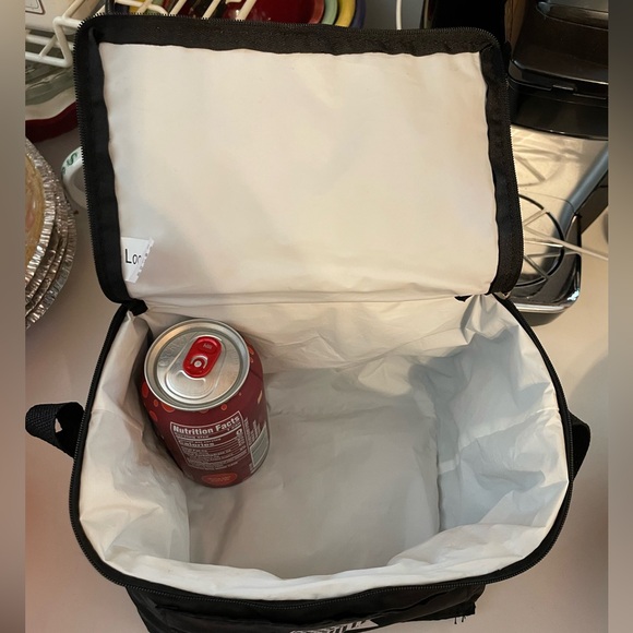 Knoxville Raceway Soft sided 6 pack can cooler - Picture 2 of 6